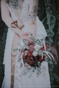 shooting-inspiration-mariage-boheme-foret-bouquet
