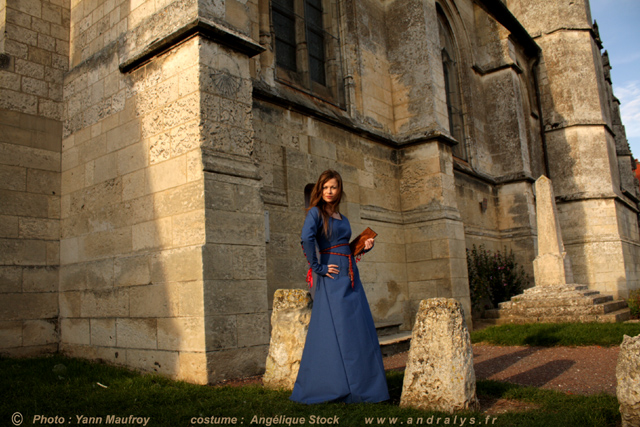 Robe de mariée médiévale - robe intérieure
